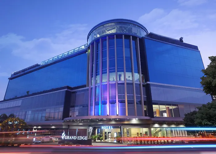 Grand Edge Hotel Semarang